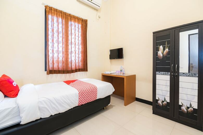 Hotel Oyo 1956 Kana Family Residence