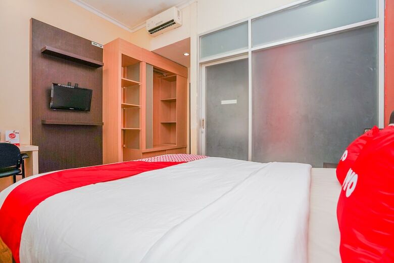 Hotel Oyo 1956 Kana Family Residence