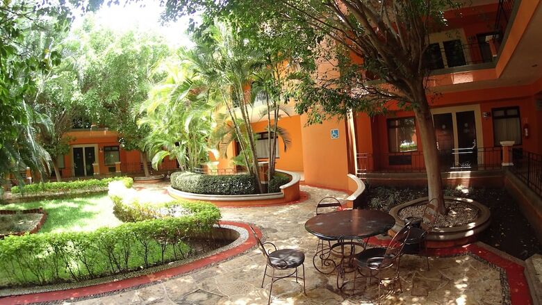 Hotel Palmareca Inn-suites-studios