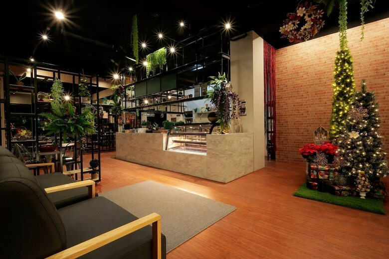 K-1 Hotel