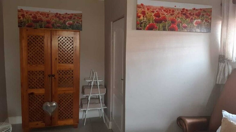 Hotel Bukani House