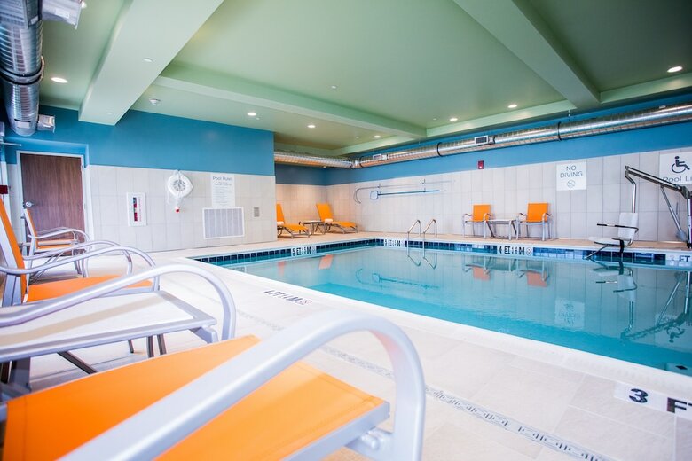 Hotel Holiday Inn Express & Suites Rehoboth Beach