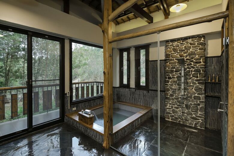 Bed & Breakfast Nine Trees Forest House