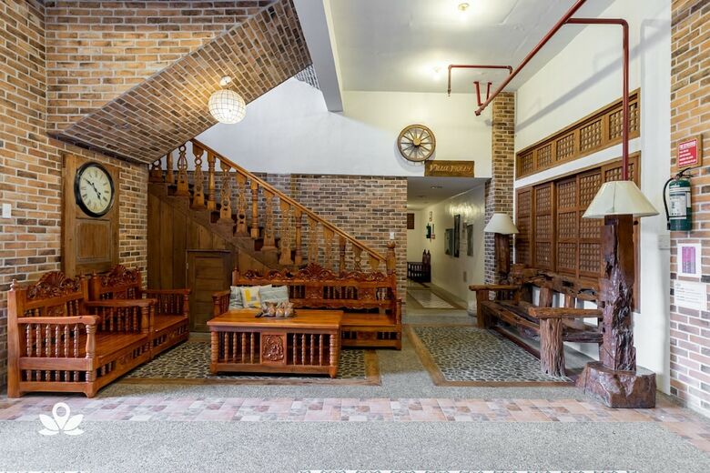 Hotel Zen Rooms Casa Lorenzo Legazpi
