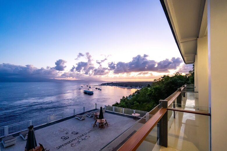 Samuh Ocean Sunset Hotel