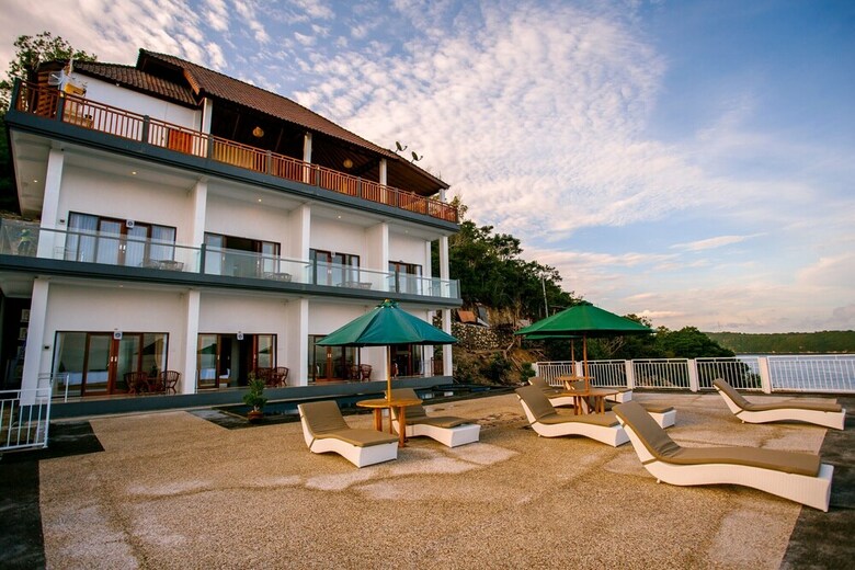 Samuh Ocean Sunset Hotel
