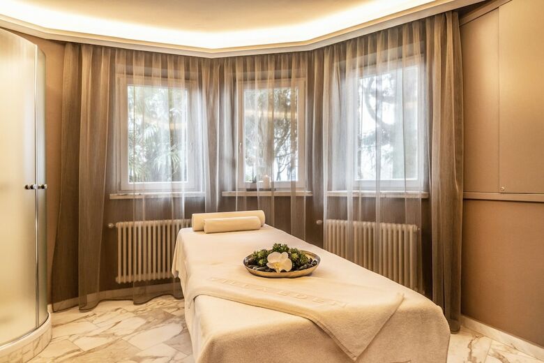 Hotel Villa Eden - The Leading Park Retreat