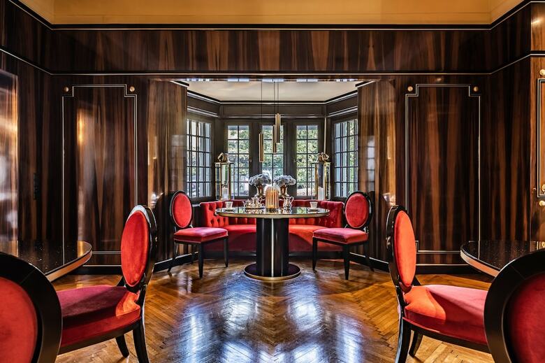 Hotel Villa Eden - The Leading Park Retreat