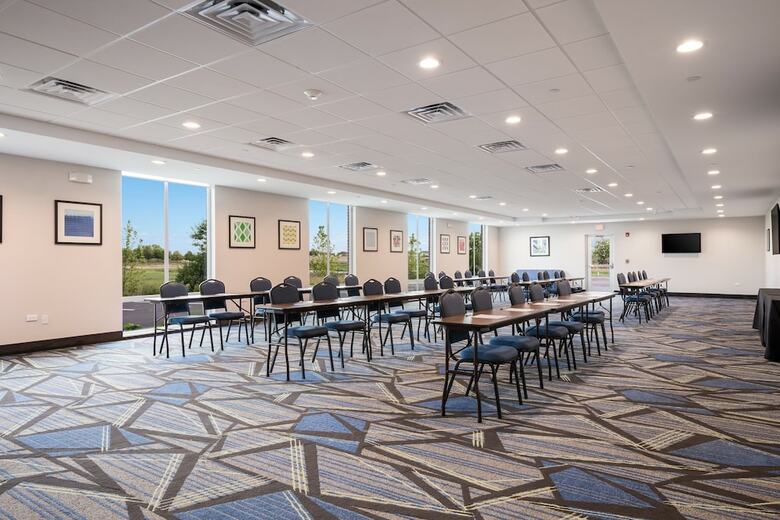 Hotel Holiday Inn Express & Suites Hoffman Estates