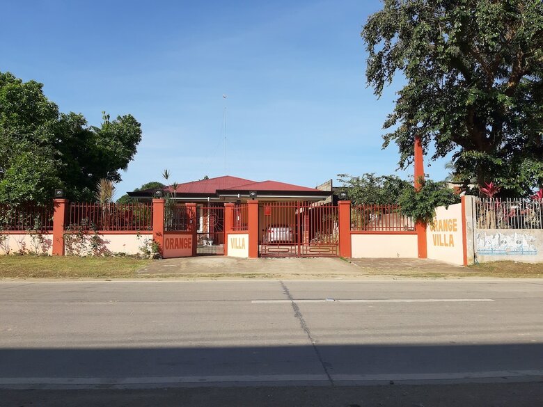 Hotel Palompon Orange Villa