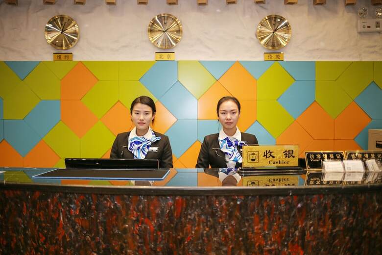 Shanghai Guanjun Hotel