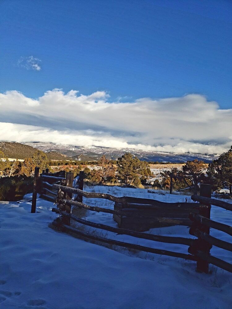 Bed & Breakfast Chimney Top Acres