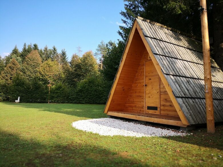 Glamping Ob Robu Gozda
