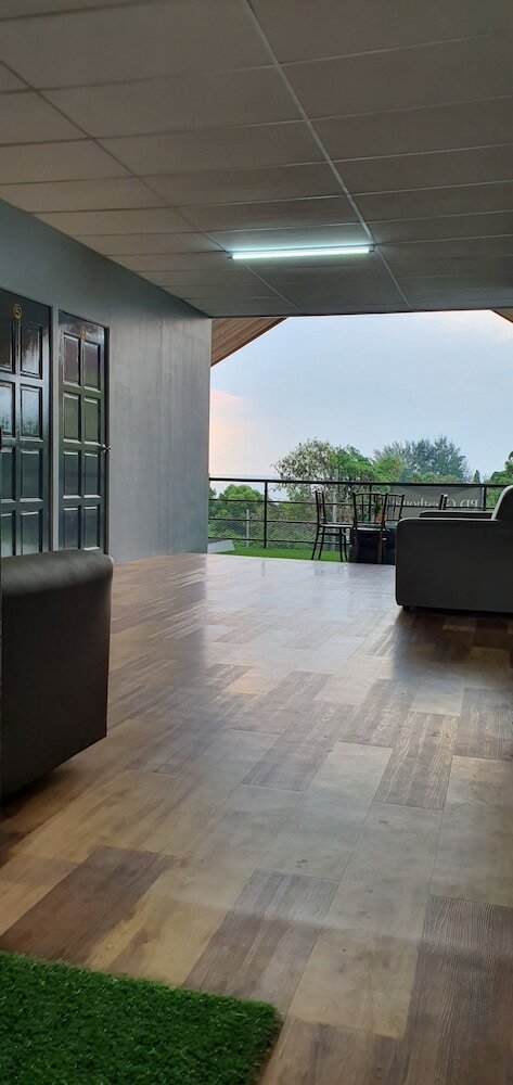Hotel Pd Guesthouse