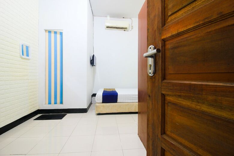 Hostal Spot On 2252 Ranira Homestay