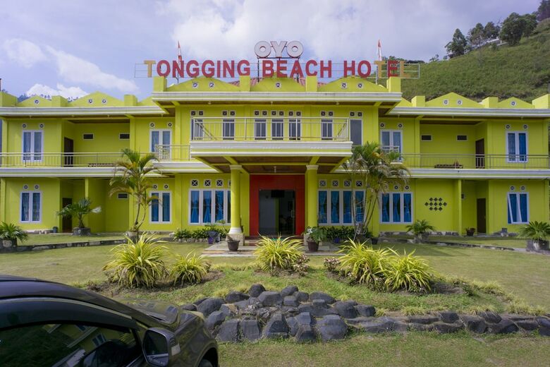 Hotel Oyo 2186 Tongging Beach