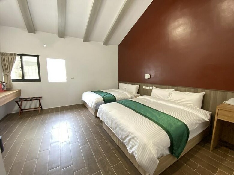 Bed & Breakfast Rona Resort