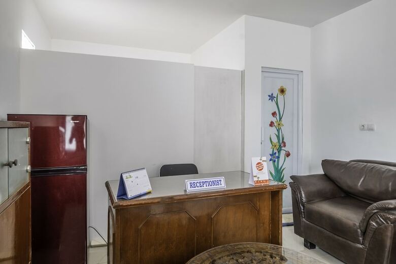 Hotel Oyo 2391 Baladewa Residence Syariah