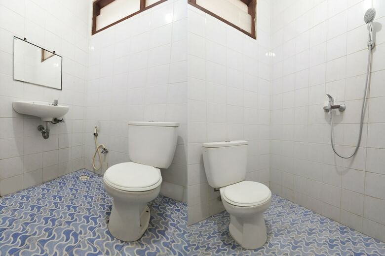Hostal Spot On 2426 Hotel Aget Jaya II