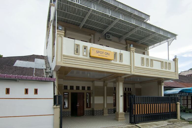 Hostal Spot On 2220 Pink's Guest House