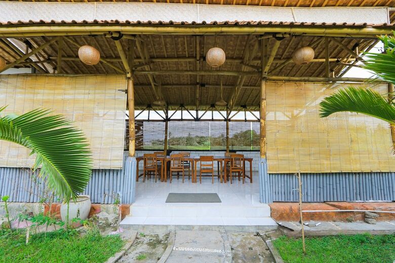 Hostal Spot On 2431 Azizah Homestay
