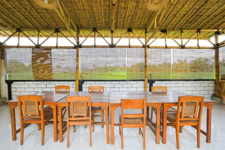Hostal Spot On 2431 Azizah Homestay