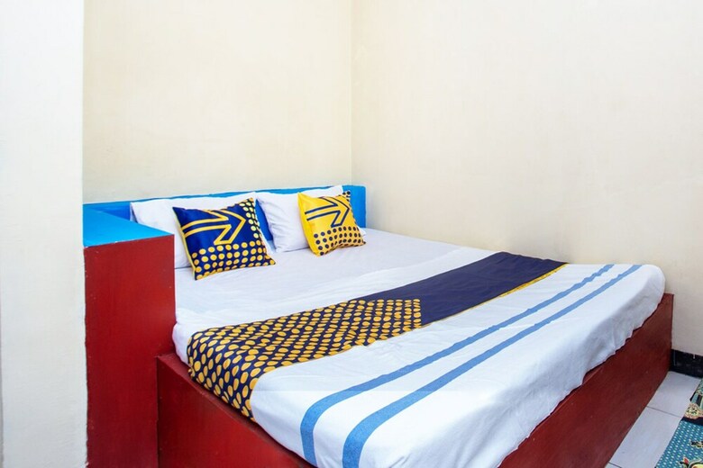 Hostal Spot On 2473 Buana Jaya Guest House