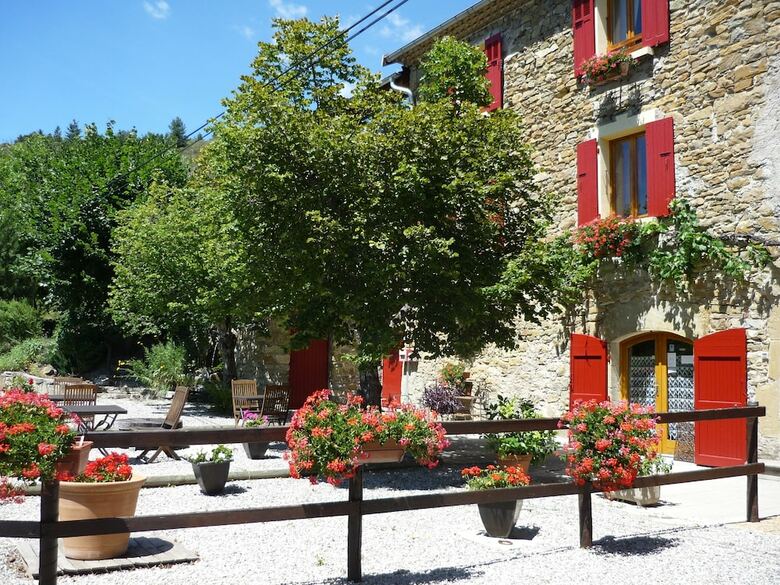 Bed & Breakfast Oustaou Des Moulieres