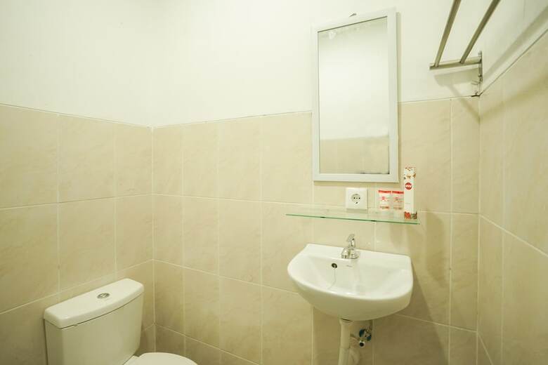 Hotel Oyo 2183 Cibeureum Residence