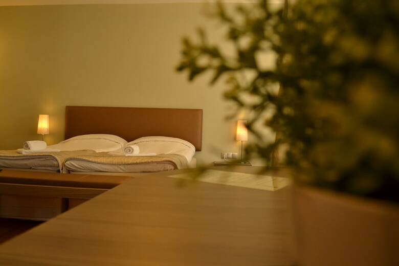 Apartamentos Ellopia Point Hotel