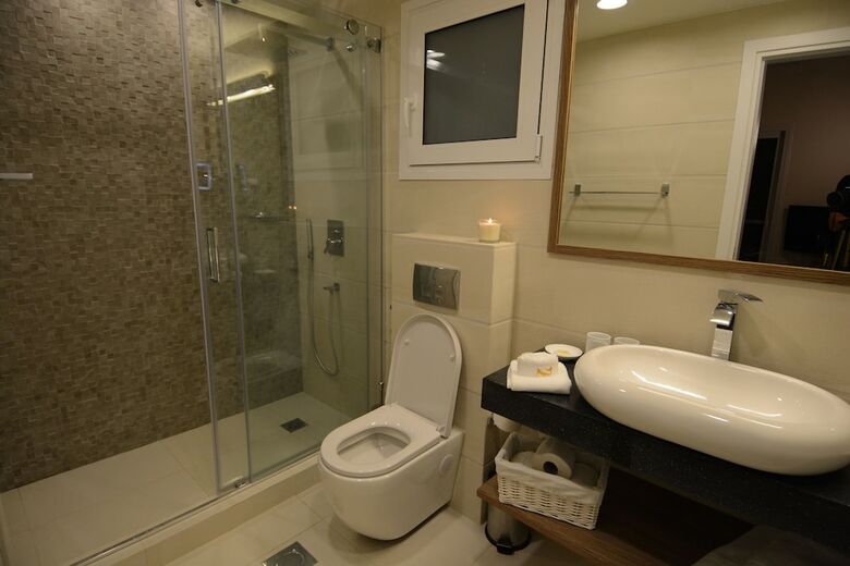 Okeanos Luxury Villas - Resort & Hotel