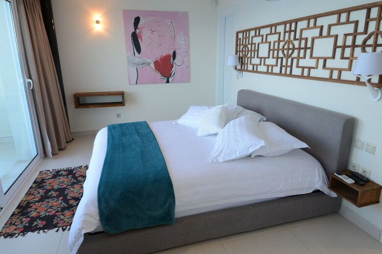 Okeanos Luxury Villas - Resort & Hotel