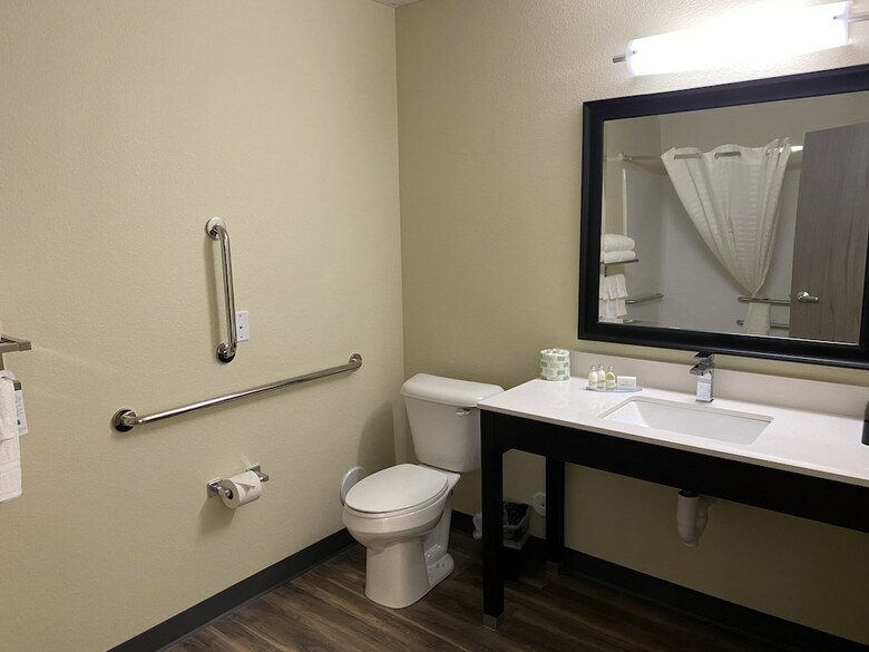 Hotel Cobblestone Inn & Suites - Forest City