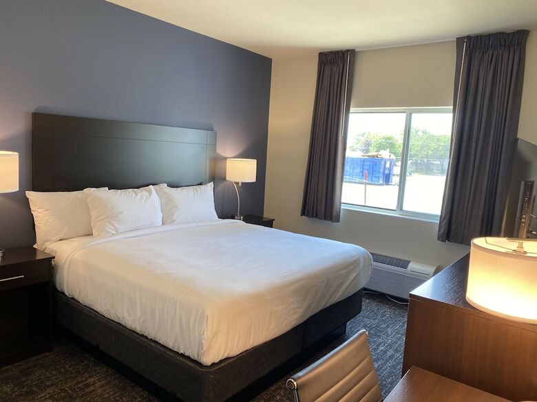 Hotel Cobblestone Inn & Suites - Forest City