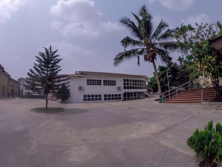Hotel Cosmos City Suites & Apartments