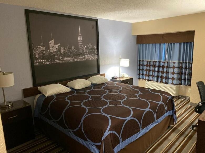 Motel Super 8 By Wyndham Nyack Ny