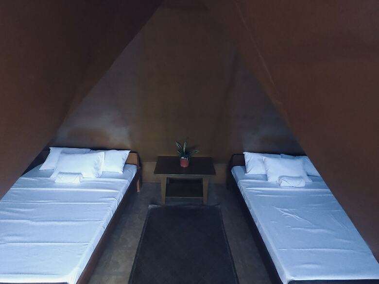 Hostal Cocovana Beach Resort - Hostel (Adults Only)