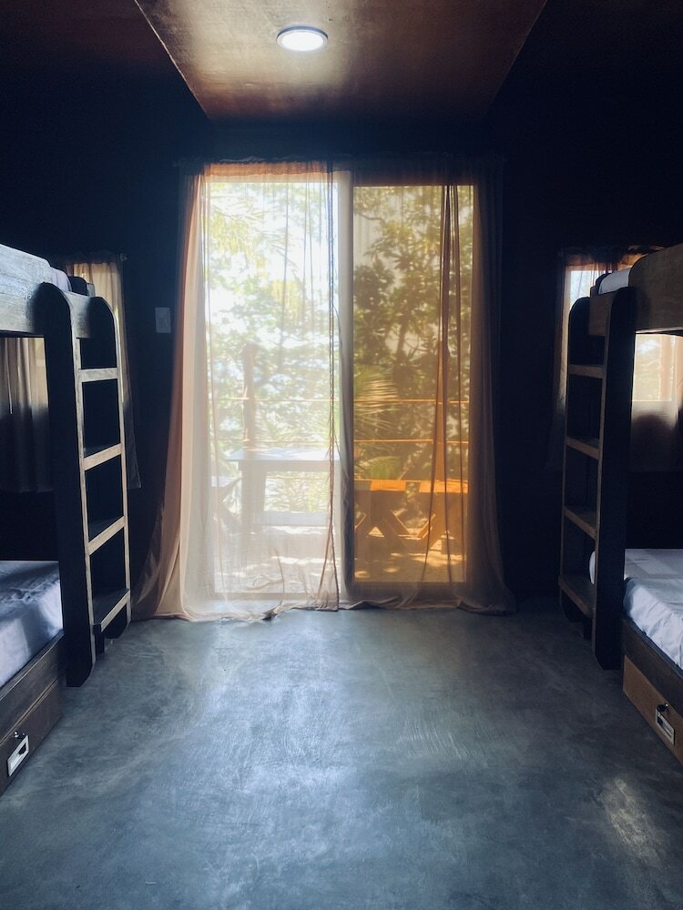 Hostal Cocovana Beach Resort - Hostel (Adults Only)