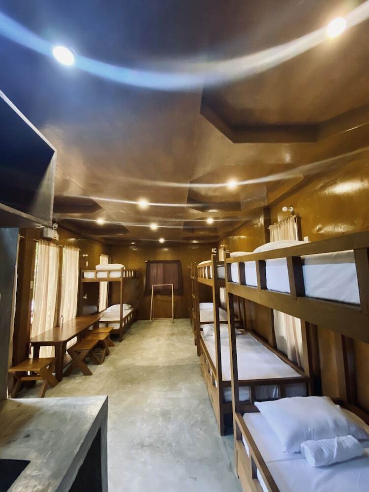 Hostal Cocovana Beach Resort - Hostel (Adults Only)
