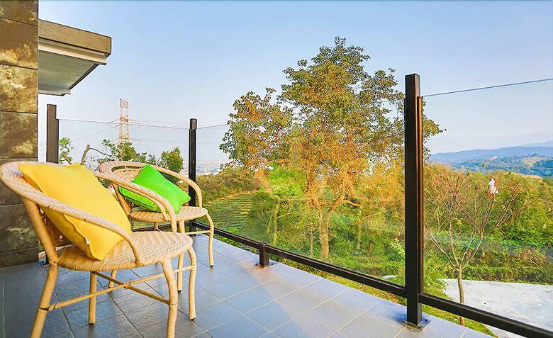 Moonstone Bed And Breakfast
