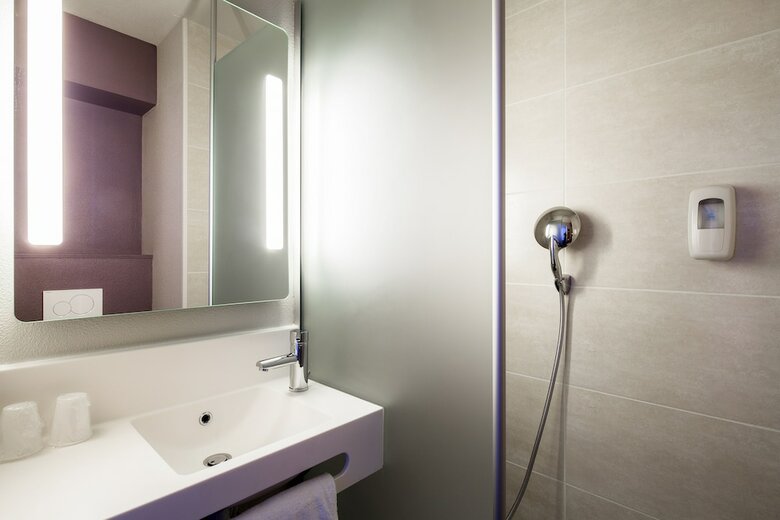 B&B Hotel Troyes Magasins D'usine