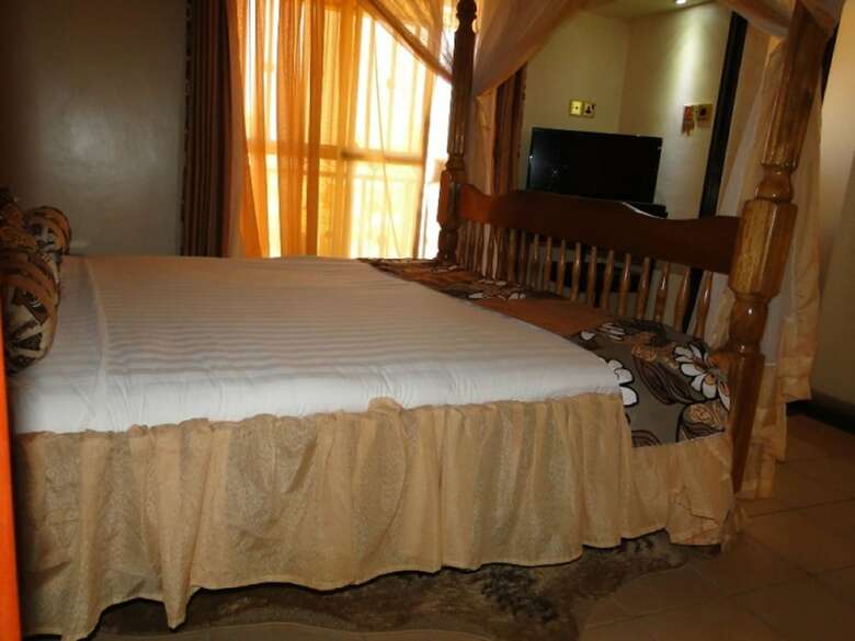 The Hotel Eagles Tala