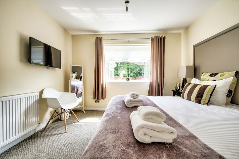 No.17 Serviced Apartment