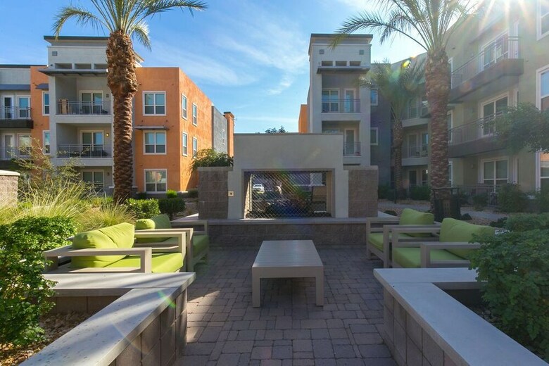 Kasa Tempe Apache District Apartments