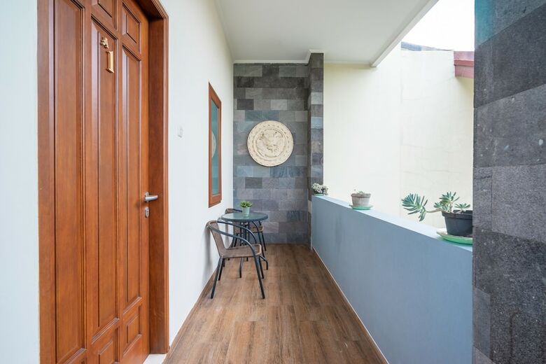 Hostal Oyo 2347 Griya Patran