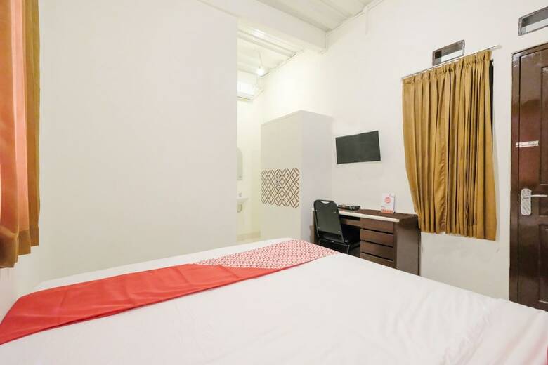 Hostal Oyo 2383 Andongkoe 64 Salatiga