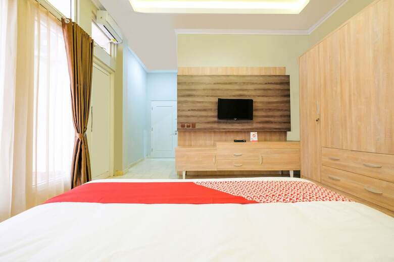 Hostal Oyo 2383 Andongkoe 64 Salatiga