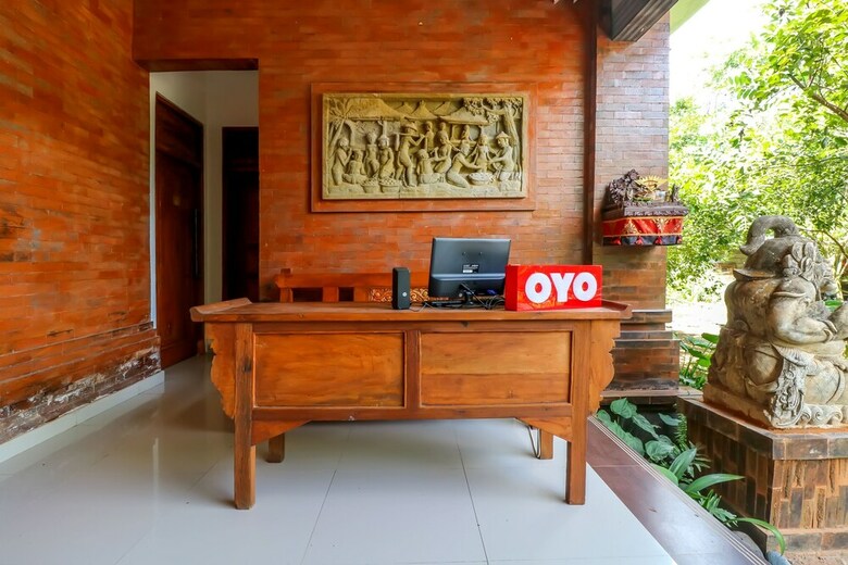 Hotel Oyo 2607 Men Bebas Residence
