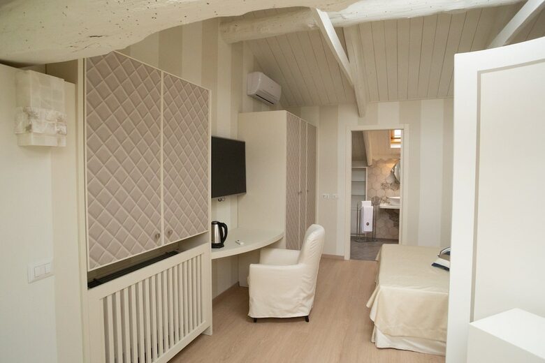 Hotel Maison Petit Perlage