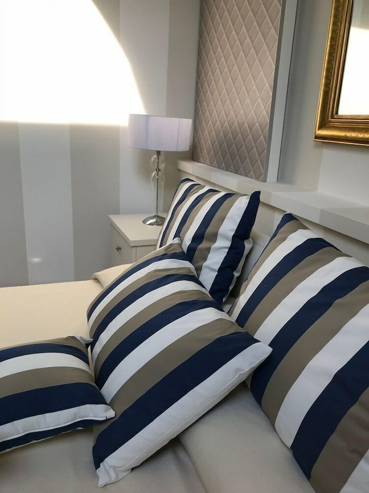 Hotel Maison Petit Perlage